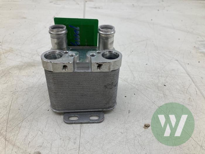 Usagé Echangeur de chaleur Porsche Taycan (Y1A) 4S Performance Prix € 68,25 Règlement à la marge proposé par Wessel Parts & Service B.V.