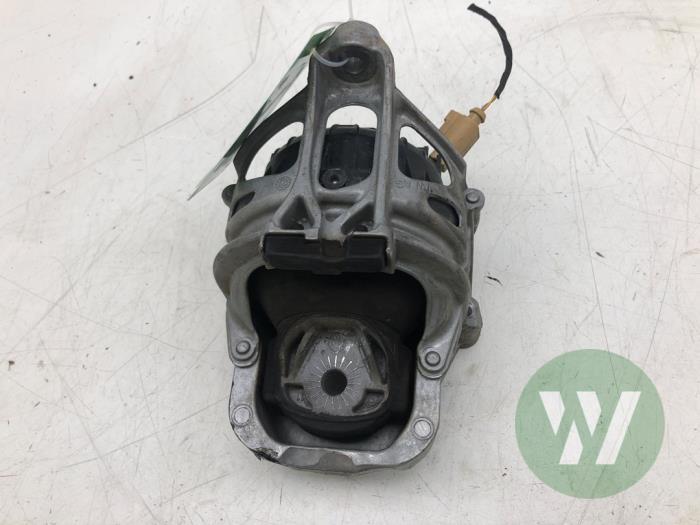 Used Engine mount Audi A4 Allroad Quattro (B9) 3.0 50 TDI Mild hybrid V6 24V Price € 72,45 Margin scheme offered by Wessel Parts & Service B.V.