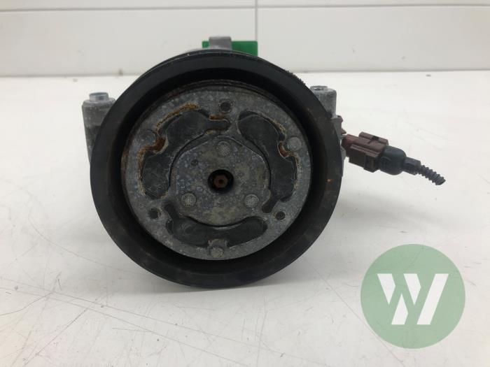 Usagé Pompe clim Audi A4 Allroad Quattro (B9) Prix € 141,75 Règlement à la marge proposé par Wessel Parts & Service B.V.