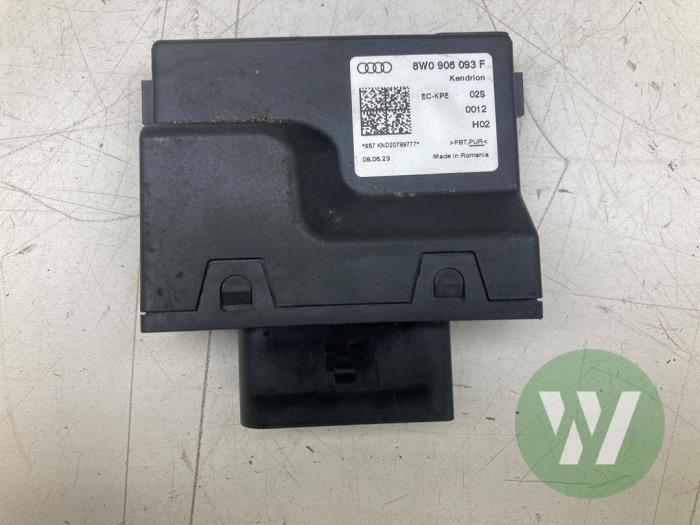 Usados Módulo bomba de combustible Audi A4 Allroad Quattro (B9) Precio € 72,45 Norma de margen ofrecido por Wessel Parts & Service B.V.