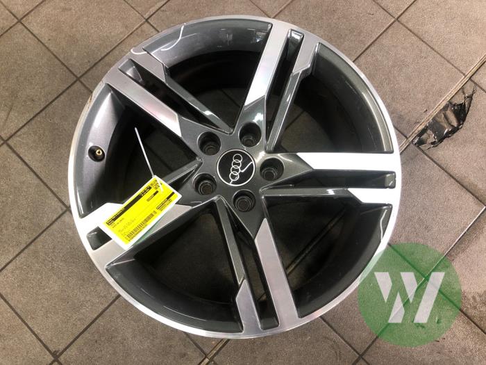Używane Obrecz Audi A4 Quattro (B9) 2.0 40 TDI Mild Hybrid 16V Cena € 288,75 Procedura marży oferowane przez Wessel Parts & Service B.V.
