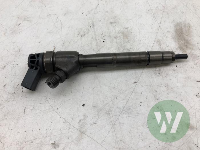Usagé Injecteurs Mercedes Vito (447.6) 2.2 114 CDI 16V Prix € 162,75 Règlement à la marge proposé par Wessel Parts & Service B.V.