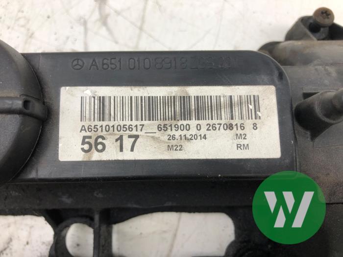 Gebrauchte Ventildeckel Mercedes Vito (447.6) 2.2 114 CDI 16V Preis € 4,20 Margenregelung angeboten von Wessel Parts & Service B.V.