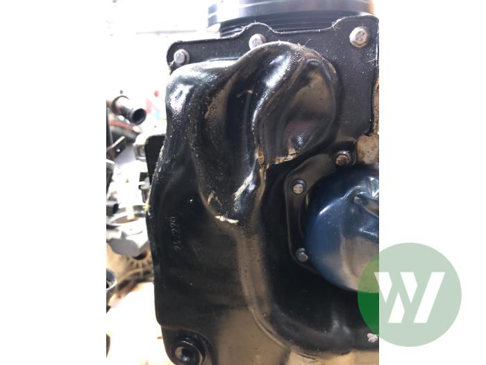 Motor van een Opel Astra L Sports Tourer (F4/FC/FN/FR) 1.2 Turbo 130 12V 2024