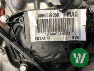 Motor van een Opel Astra L Sports Tourer (F4/FC/FN/FR) 1.2 Turbo 130 12V 2024