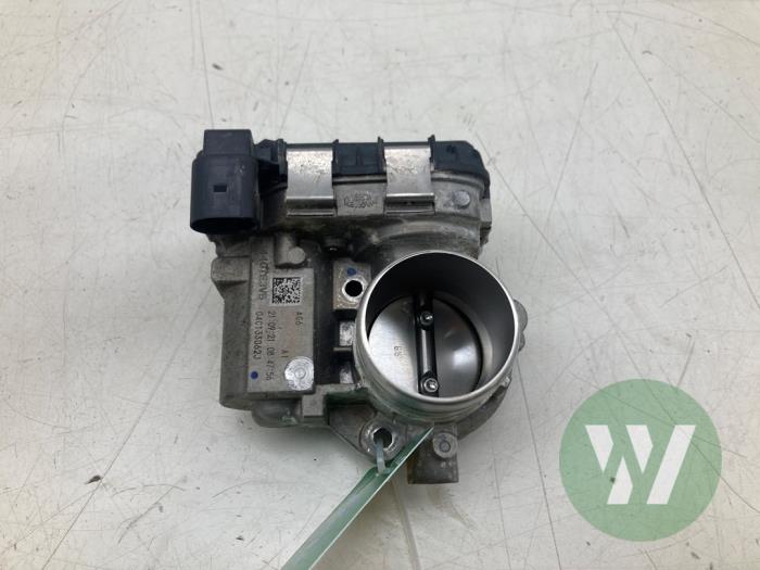 Usagé Boitier papillon Volkswagen Polo VI (AW1) 1.0 MPI 12V Prix € 40,95 Règlement à la marge proposé par Wessel Parts & Service B.V.