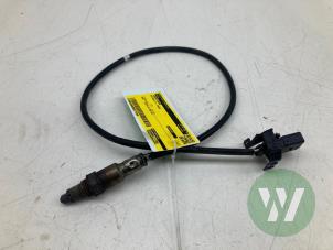 Lambda probe from a Volkswagen Polo VI (AW1) 1.0 MPI 12V 2022