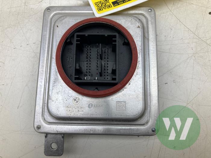 Używane Modułowy reflektor LED BMW 1 serie (F40) 118i 1.5 TwinPower 12V Cena € 131,25 Procedura marży oferowane przez Wessel Parts & Service B.V.
