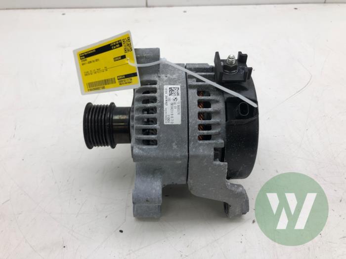 Begagnade Dynamo BMW 1 serie (F40) 118i 1.5 TwinPower 12V Pris € 51,45 Marginaltabell erbjuds av Wessel Parts & Service B.V.
