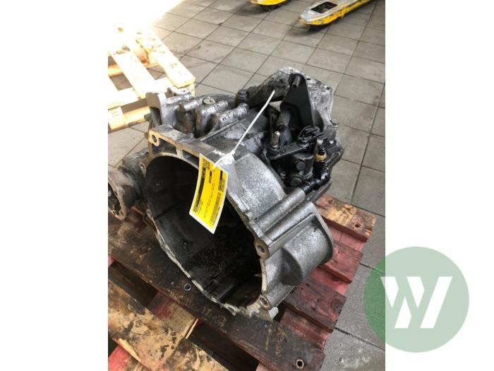 Usagé Boîte de vitesse Volkswagen Caddy Cargo V (SBA/SBH) 1.5 TGI Prix € 1.258,95 Règlement à la marge proposé par Wessel Parts & Service B.V.