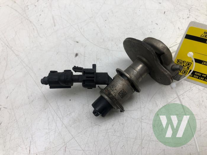 Gebrauchte Adblue Injektor Iveco New Daily VI 33S16, 35C16, 35S16 Preis € 131,25 Margenregelung angeboten von Wessel Parts & Service B.V.