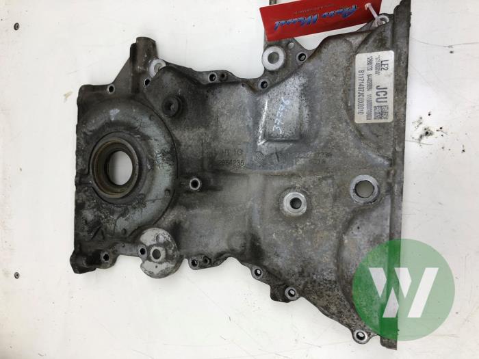 Usagé Couvercle de distribution Opel Astra K 1.4 Turbo 16V Prix € 51,45 Règlement à la marge proposé par Wessel Parts & Service B.V.