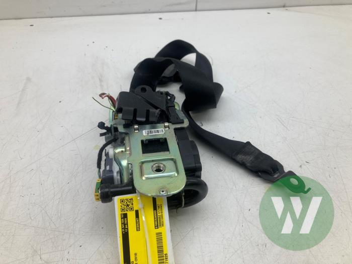 Begagnade Bältessträckare, vänster Mercedes E (W212) E-200 CDI 16V BlueEfficiency,BlueTEC Pris € 72,45 Marginaltabell erbjuds av Wessel Parts & Service B.V.