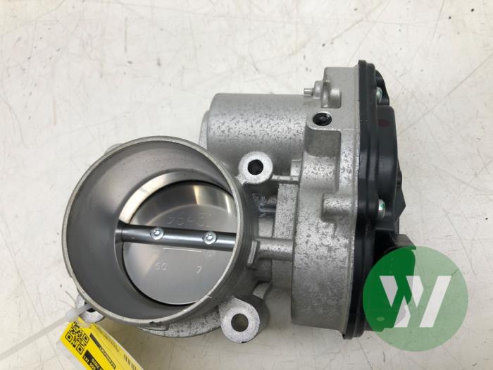 Gebrauchte Drosselklappengehäuse Ford Kuga III (DFK) Preis € 51,45 Margenregelung angeboten von Wessel Parts & Service B.V.