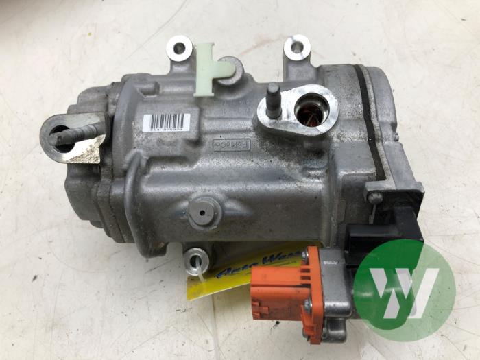 Gebrauchte Klimapumpe Ford Kuga III (DFK) Preis € 576,45 Margenregelung angeboten von Wessel Parts & Service B.V.