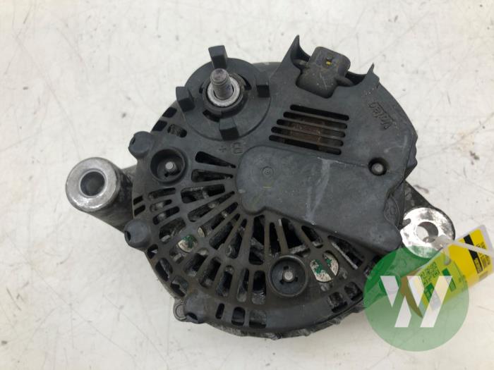 Dynamo van een Opel Astra J Sports Tourer (PD8/PE8/PF8) 2.0 CDTI 16V 160 2015