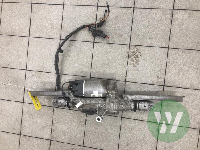 Używane Silownik HSR BMW 5 serie Touring (G31) 520d xDrive 2.0 TwinPower Turbo 16V Cena € 313,95 Procedura marży oferowane przez Wessel Parts & Service B.V.