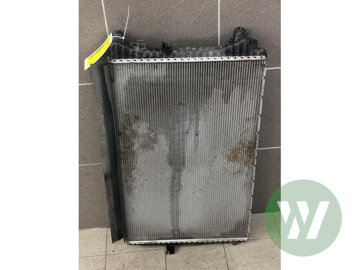 Używane Chlodnica Volkswagen Caddy Cargo V (SBA/SBH) 1.5 TGI Cena € 61,95 Procedura marży oferowane przez Wessel Parts & Service B.V.
