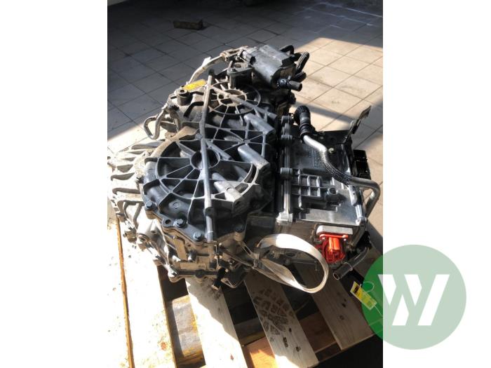 Getriebe van een Ford Kuga III (DFK)  2022