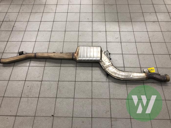 Usagé Catalyseur BMW 5 serie Touring (G31) 520d xDrive 2.0 TwinPower Turbo 16V Prix € 471,45 Règlement à la marge proposé par Wessel Parts & Service B.V.