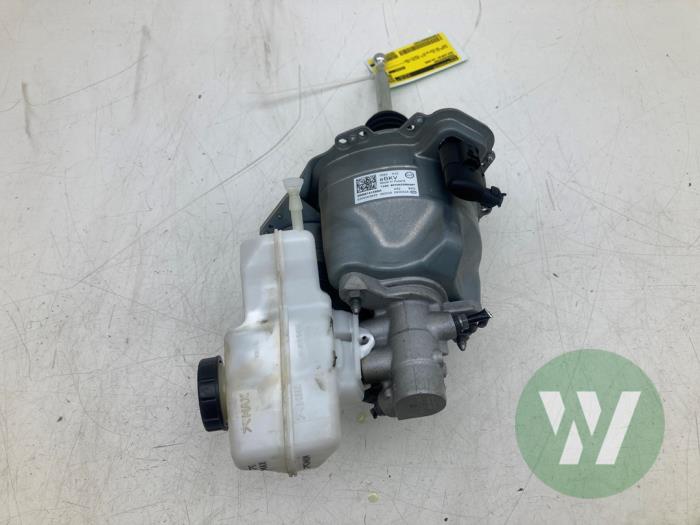 Usados Servofreno Seat Leon Sportstourer (KLF) 1.5 eTSI 16V Precio € 551,25 Norma de margen ofrecido por Wessel Parts & Service B.V.