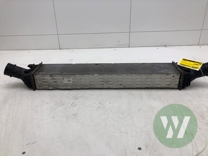 Usados Intercooler Porsche Macan (95B) 3.0 S Diesel V6 24V Precio € 51,45 Norma de margen ofrecido por Wessel Parts & Service B.V.