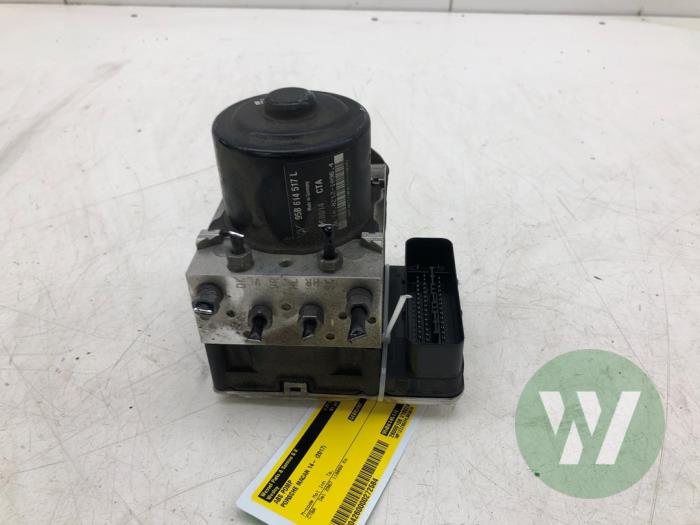 Usagé Pompe ABS Porsche Macan (95B) 3.0 S Diesel V6 24V Prix € 418,95 Règlement à la marge proposé par Wessel Parts & Service B.V.