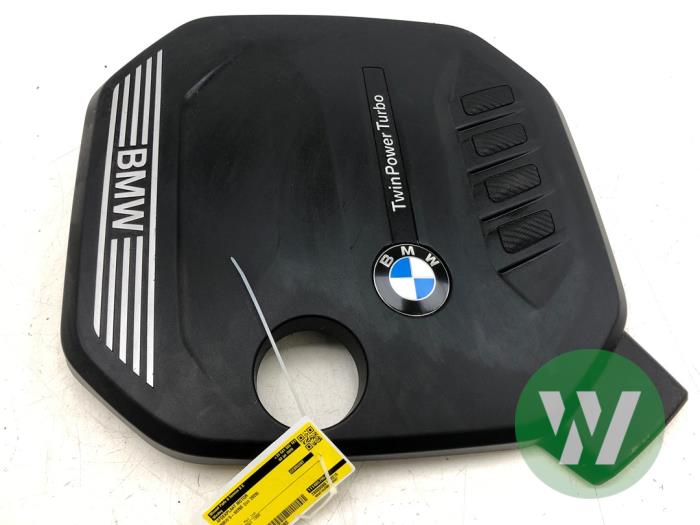 Used Engine cover BMW 5 serie Touring (G31) 520d xDrive 2.0 TwinPower Turbo 16V Price € 78,75 Margin scheme offered by Wessel Parts & Service B.V.