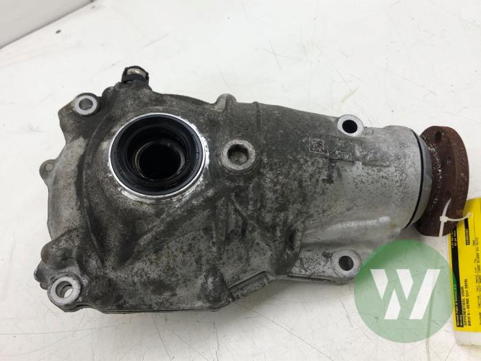 Used Front differential BMW 5 serie Touring (G31) 520d xDrive 2.0 TwinPower Turbo 16V Price € 1.311,45 Margin scheme offered by Wessel Parts & Service B.V.