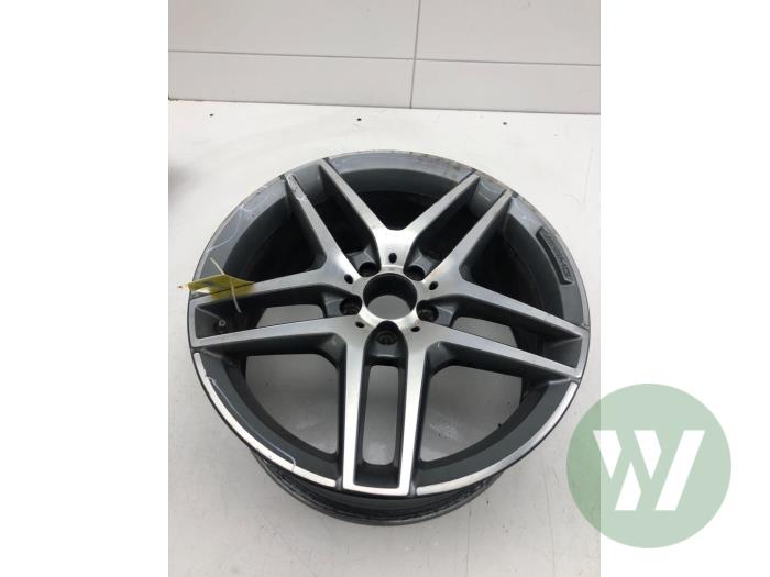 Używane Obrecz Mercedes S (222.0/222.1) 3.0 S-400d 4-Matic Cena € 236,25 Procedura marży oferowane przez Wessel Parts & Service B.V.