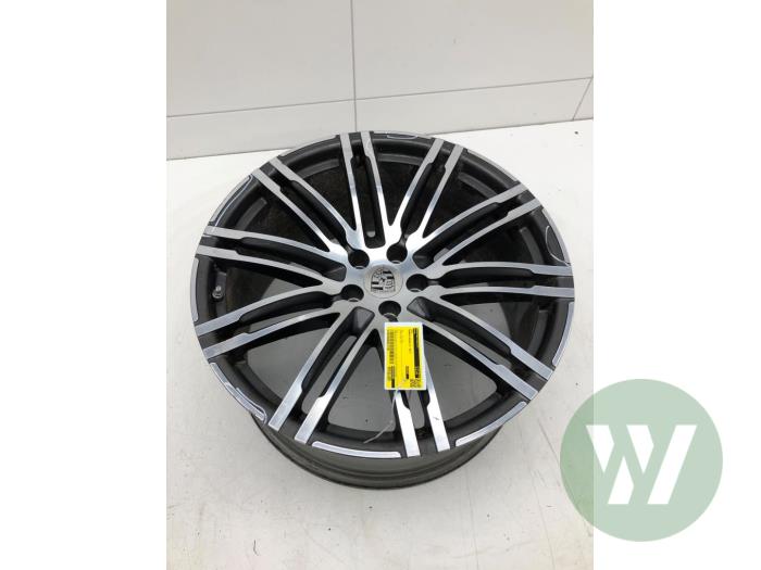Używane Obrecz Porsche Macan (95B) 3.0 S Diesel V6 24V Cena € 576,45 Procedura marży oferowane przez Wessel Parts & Service B.V.