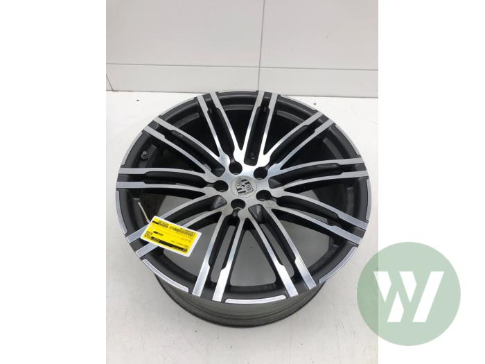Używane Obrecz Porsche Macan (95B) 3.0 S Diesel V6 24V Cena € 838,95 Procedura marży oferowane przez Wessel Parts & Service B.V.