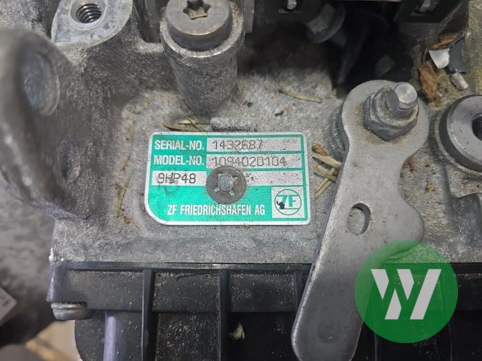 Używane Skrzynia biegów Jaguar E-Pace 2.0 P300 Turbo 16V AWD Cena na żądanie oferowane przez Wessel Parts & Service B.V.