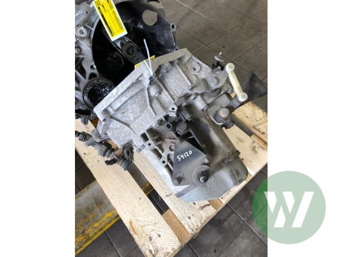 Usagé Boîte de vitesse Citroen C4 Coupé (LA) 1.4 16V Prix € 236,25 Règlement à la marge proposé par Wessel Parts & Service B.V.