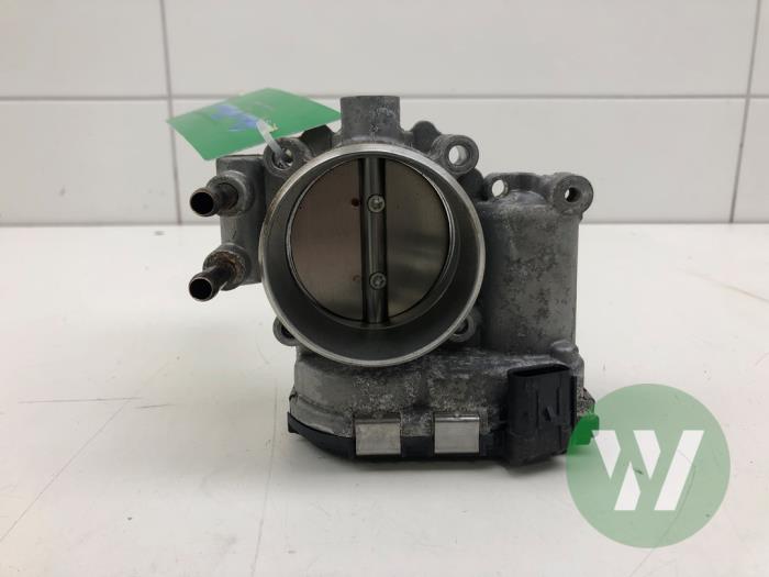 Usagé Boitier papillon Jaguar E-Pace 2.0 P300 Turbo 16V AWD Prix € 141,75 Règlement à la marge proposé par Wessel Parts & Service B.V.
