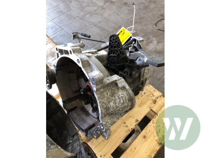 Usagé Boîte de vitesse Volkswagen Touran (1T1/T2) 1.4 16V TSI 140 Prix € 628,95 Règlement à la marge proposé par Wessel Parts & Service B.V.