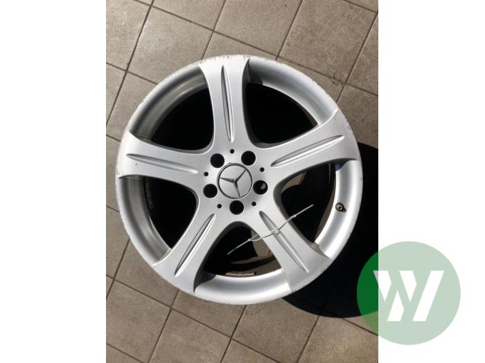 Begagnade Hjul Mercedes CLS (C219) 350 3.5 V6 18V Pris € 208,95 Marginaltabell erbjuds av Wessel Parts & Service B.V.