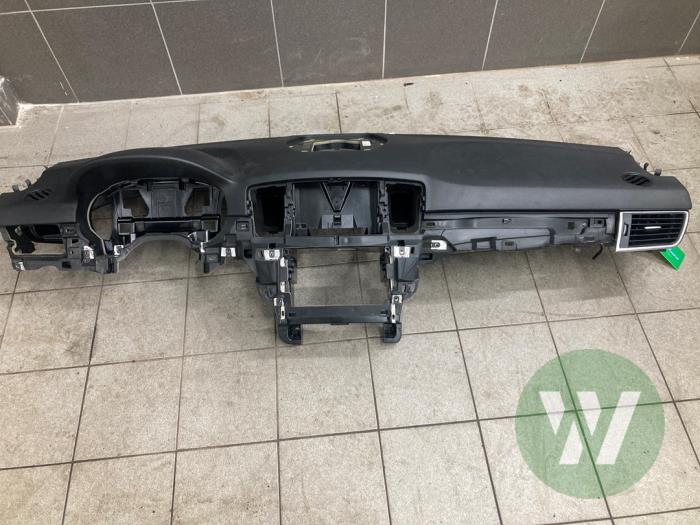 Używane Panel Mercedes ML III (166) 3.0 ML-350 BlueTEC V6 24V 4-Matic Cena € 261,45 Procedura marży oferowane przez Wessel Parts & Service B.V.