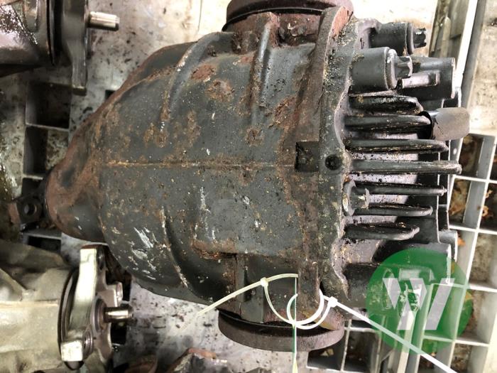 Usagé Différentiel arrière Mercedes S (W220) 3.2 S-320 CDI 24V Prix € 183,75 Règlement à la marge proposé par Wessel Parts & Service B.V.