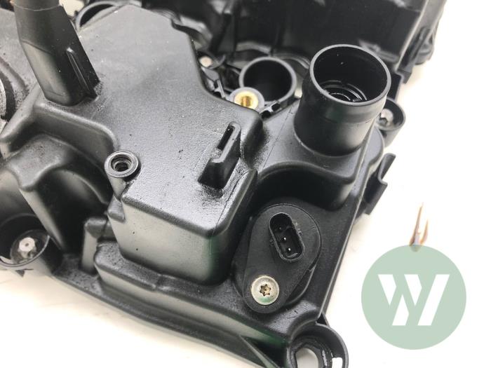Ventildeckel van een BMW 1 serie (F20) 118i 1.5 TwinPower 12V 2019