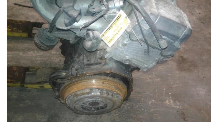 Moteur d'un Mercedes-Benz 190 (W201) 1.8 E 1994