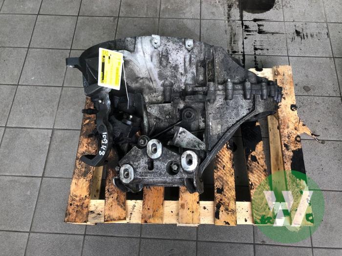 Gebrauchte Getriebe Mercedes Sprinter 3,5t (907.6/910.6) 311 CDI 2.1 D FWD Preis € 2.336,25 Margenregelung angeboten von Wessel Parts & Service B.V.