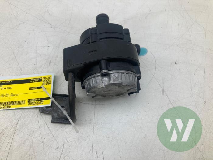 Begagnade Vattenpump Mercedes Citan (420.6) 1.5 112 CDI Pris € 51,45 Marginaltabell erbjuds av Wessel Parts & Service B.V.