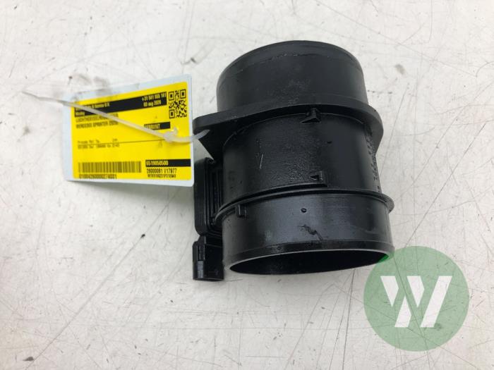 Gebrauchte Luftmengenmesser Mercedes Sprinter 3,5t (907.6/910.6) 311 CDI 2.1 D FWD Preis € 31,50 Margenregelung angeboten von Wessel Parts & Service B.V.
