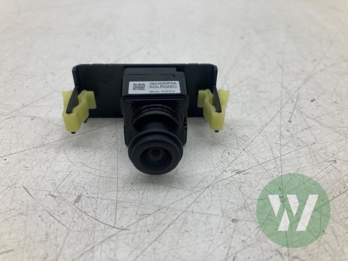 Używane Kamera cofania Renault Megane E-Tech (RCB) 60 kWh Cena € 366,45 Procedura marży oferowane przez Wessel Parts & Service B.V.