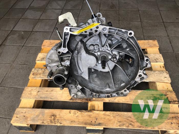 Generalüberholte Getriebe Opel Corsa F (UB/UH/UP) 1.2 Turbo 12V 100 Preis € 1.650,38 Mit Mehrwertsteuer angeboten von Wessel Parts & Service B.V.