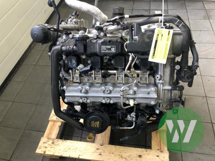 Used Engine Landrover Range Rover Velar (LY) 2.0 16V P400e AWD Price € 5.248,95 Margin scheme offered by Wessel Parts & Service B.V.