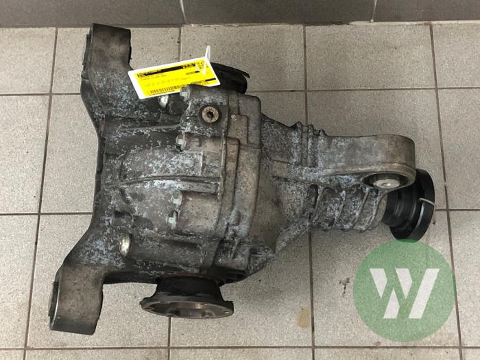 Gebrauchte Differential hinten Porsche Cayenne (9PA) 4.5 S V8 32V Preis € 156,45 Margenregelung angeboten von Wessel Parts & Service B.V.