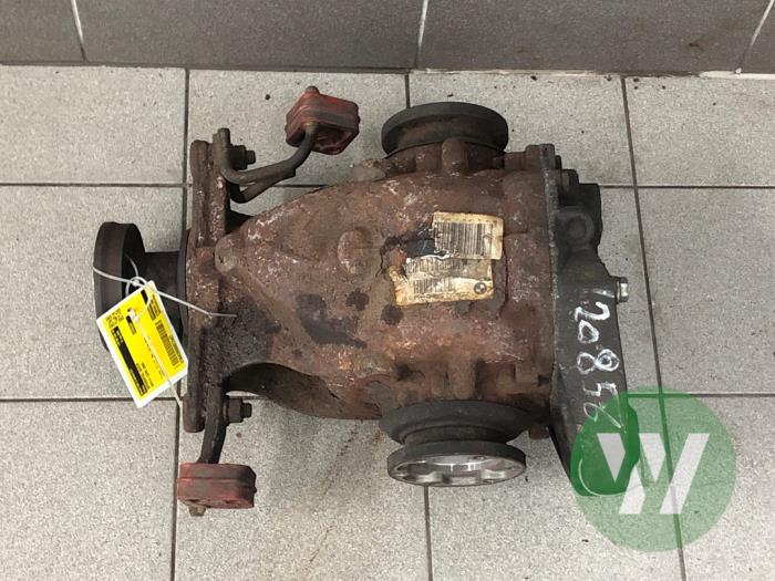 Gebrauchte Differential hinten BMW 6 serie (E63) 630i 24V Preis € 236,25 Margenregelung angeboten von Wessel Parts & Service B.V.