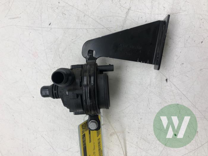 Begagnade Vattenpump Mercedes Sprinter Tourer 3,5t (907.7) 319 CDI 2.0 D RWD Pris € 61,95 Marginaltabell erbjuds av Wessel Parts & Service B.V.